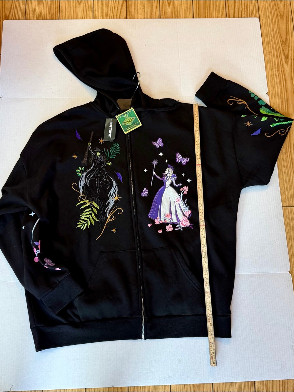 Her Universe Wicked Elphaba & Glinda Duo Embroidered Girls Hoodie - Picture 7 of 12
